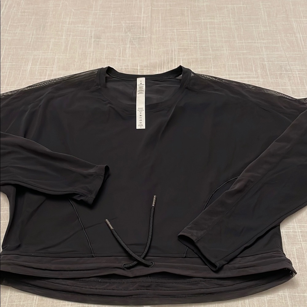 Used Lululemon Mesh Sleeve Cropped Top Size 2